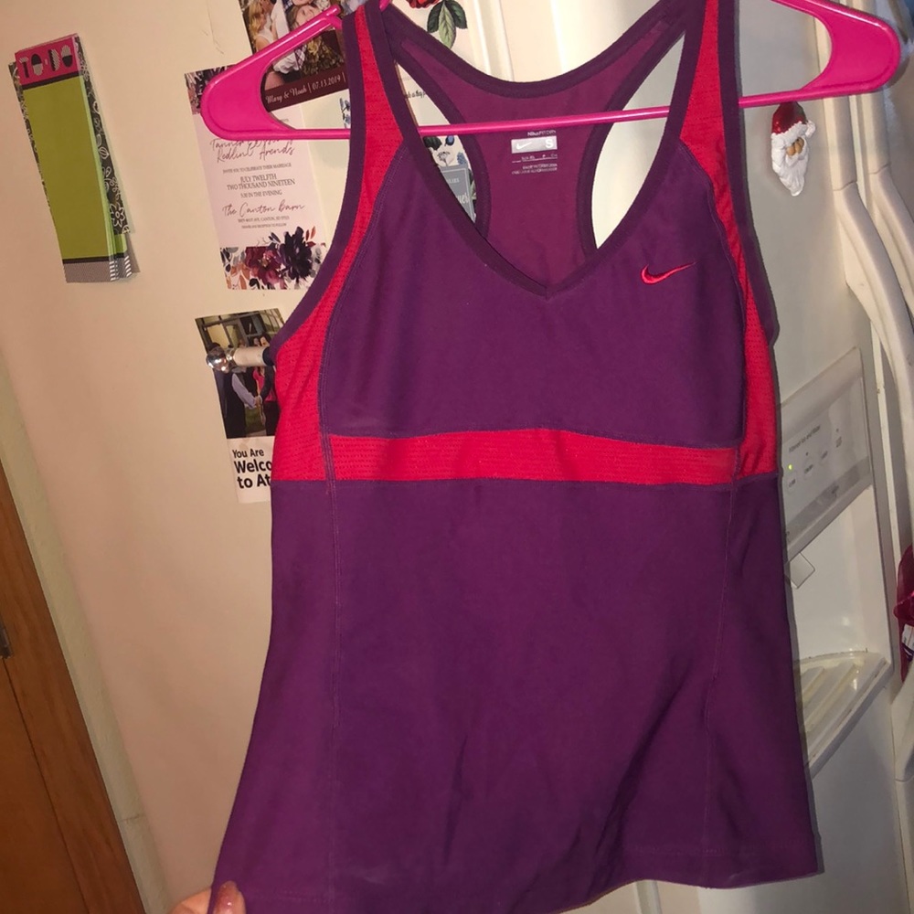 NIKE fitdry Eagle back tank top
